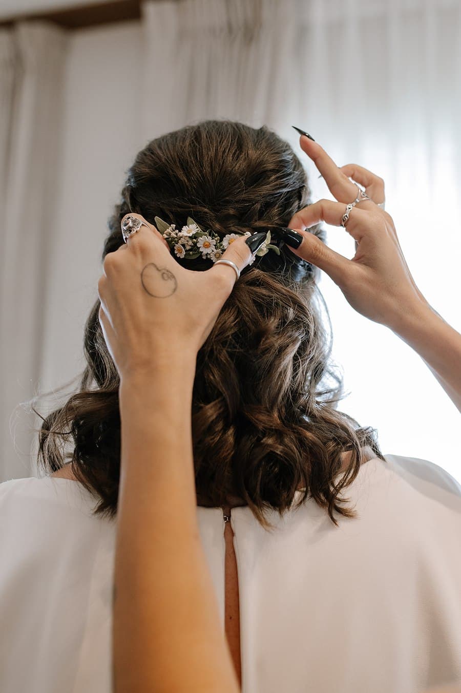 Detalle de peinado nupcial